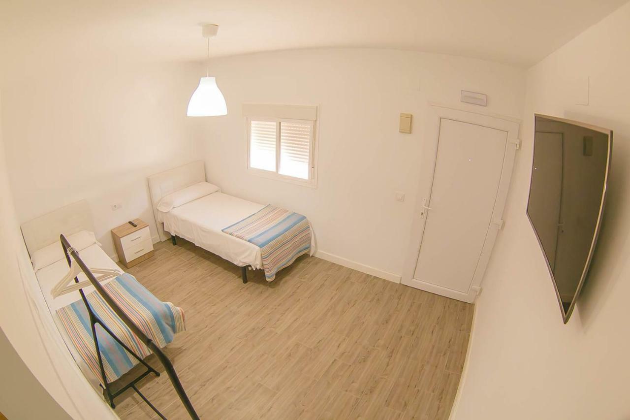 Hostal El Pinar Cadiz 雷亚尔港 外观 照片